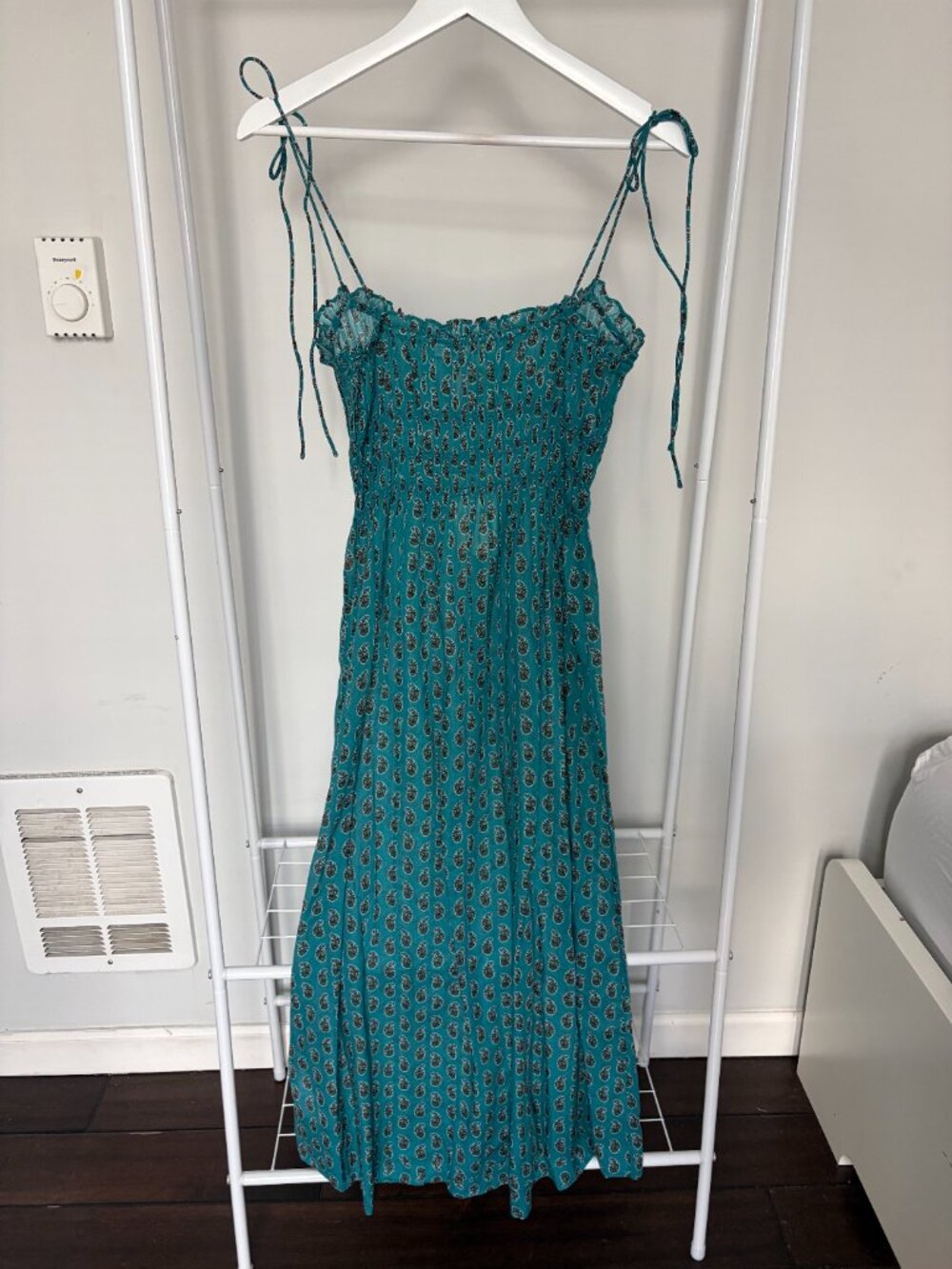 Dôen Rhoda Dress - Picture 2 of 3